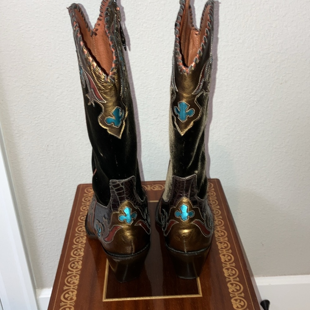 8 DONALD J PLINER WESTERN COUTURE Bronze Brown velvet turquoise metallic - Picture 4 of 9
